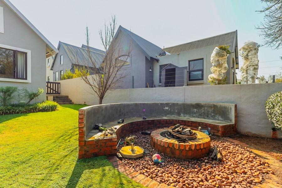 4 Bedroom Property for Sale in The Coves North West